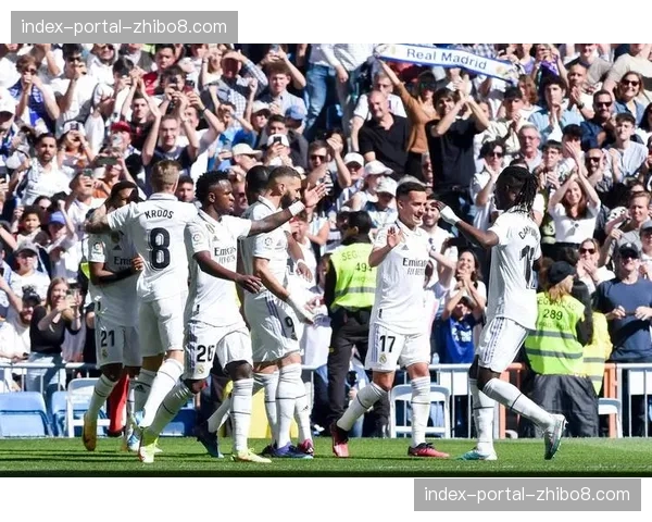 欧洲篮球联赛，皇家马德里客场一分险胜帕纳辛奈科斯